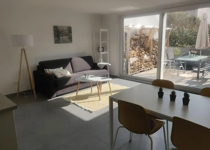 Ruhige 2-zimmer In Zentraler Taunus Lage