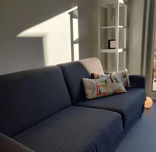 Ruhige 2-zimmer In Zentraler Taunus Lage Apartman